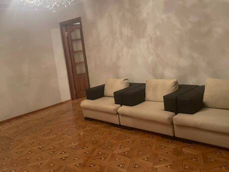 Kirayə 4 otaqlı mənzil, 100 m², Elmlər Akademiyası: 900 ₼/ay 2