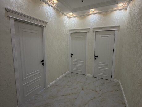 2-комнатная квартира, 77 м², 20 Yanvar: 225 000 ₼ 2