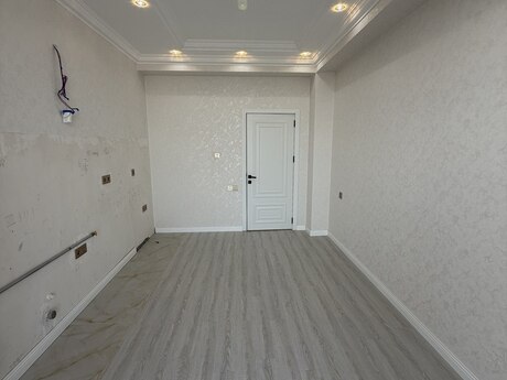 2-комнатная квартира, 77 м², 20 Yanvar: 225 000 ₼ 4