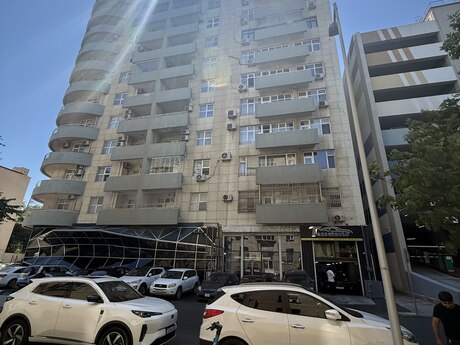 Elan №6219912 - Bakı, Nəsimi r., 5 otaqlı, 286 m², 7/18 mərtəbə