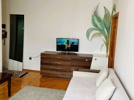 Kirayə 2 otaqlı mənzil, 60 m², 28 May: 800 ₼/ay 4