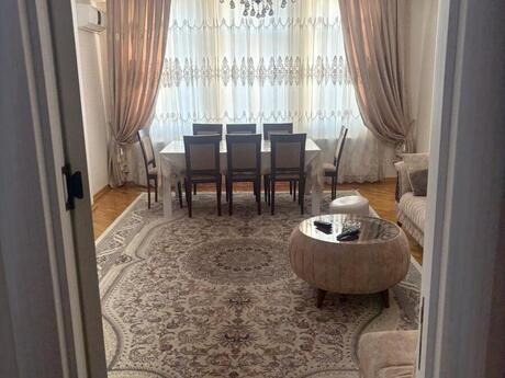 2 otaq · 110 m² · 15/17 mərtəbə, Elmlər Akademiyası