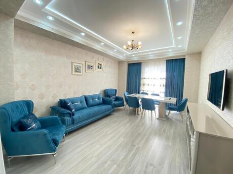 Elan №6498476 - Bakı, Ağ şəhər q., 2 otaqlı, 95 m², 7/8 mərtəbə