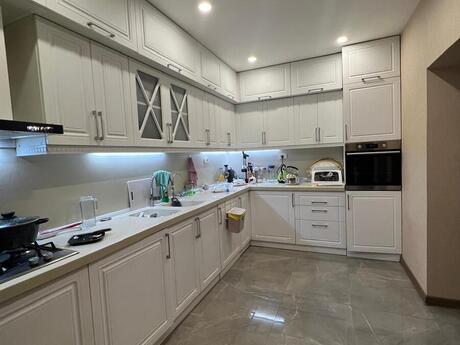 7-комнатный дом, 220 м², Nəsimi: 407 000 ₼ 2