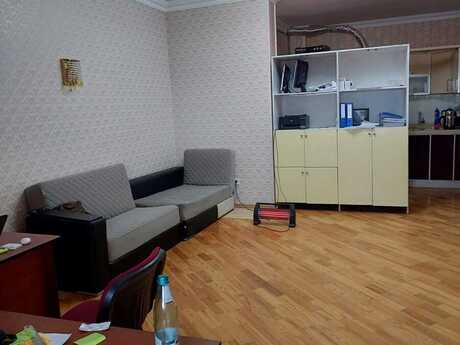 Аренда: 3-комнатная квартира, 95 м², 9-cu mikrorayon: 700 ₼/мес 3
