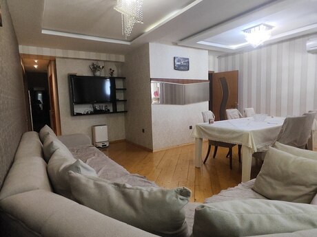 4-room apartment, 125 m², Bakıxanov: 239 000 ₼ 2