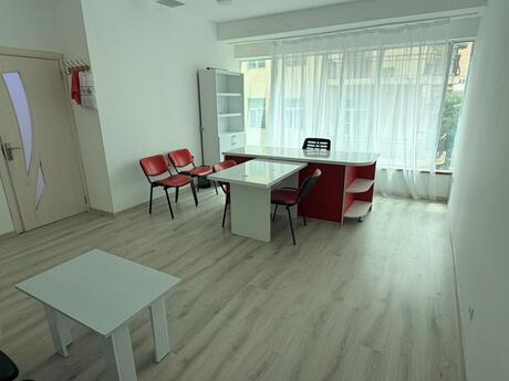 Elan №6498614 - Bakı, Sahil m., 1 otaqlı, 30 m²