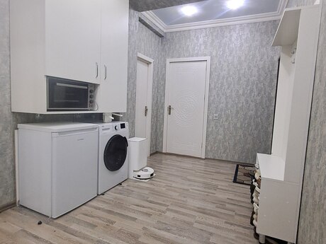 3 otaq · 90 m² · 15/17 mərtəbə, Yeni Yasamal