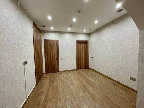 Elan №6498636 - Bakı, Sahil m., 3 otaqlı, 60 m²
