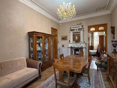3-room apartment for rent, 80 m², İçəri Şəhər: 1 100 ₼/mo 5