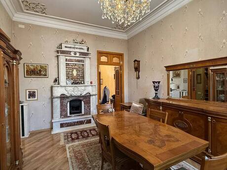 3-room apartment for rent, 80 m², İçəri Şəhər: 1 100 ₼/mo 4