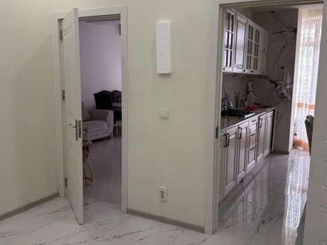 3 otaqlı mənzil, 96 m², 20 Yanvar: 175 000 ₼ 3