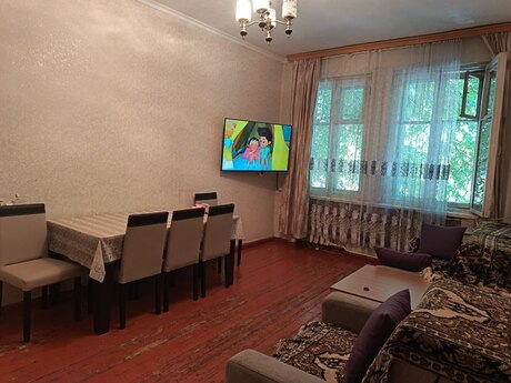 Elan №6498722 - Bakı, Elmlər Akademiyası m., 3 otaqlı, 80 m², 1/4 mərtəbə