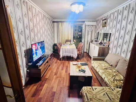 Elan №6499304 - Bakı, İnşaatçılar m., 3 otaqlı, 75 m², 5/5 mərtəbə