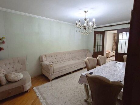 Объявление №6498844 - Баку, м. Элмляр Академиясы, 3-комн., 70 м², 1/4 этаж