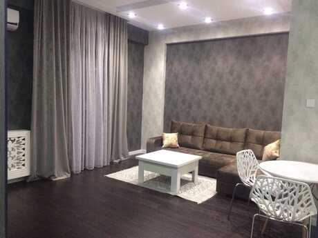 Elan №6498852 - Bakı, 28 May m., 2 otaqlı, 70 m², 8/16 mərtəbə
