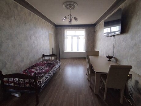 Объявление №6498882 - Баку, м. Халглар Достлугу, 2-комн., 50 м², 7/9 этаж