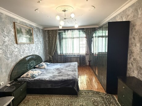 3-room apartment for rent, 75 m², Əhmədli: 600 ₼/mo 3