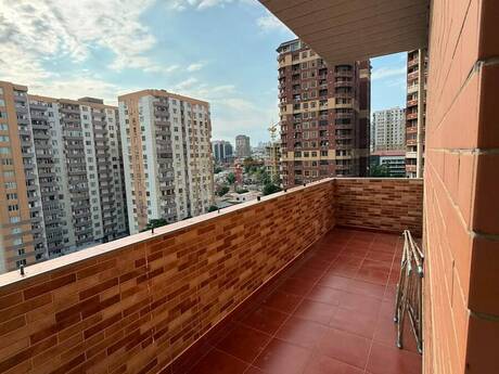 3 otaq · 130 m² · 12/16 mərtəbə, Nizami