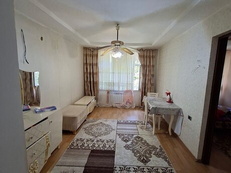 Объявление №6499031 - Баку, м. Элмляр Академиясы, 3-комн., 50 м², 1/5 этаж