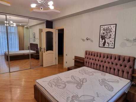 2 otaq · 84 m²