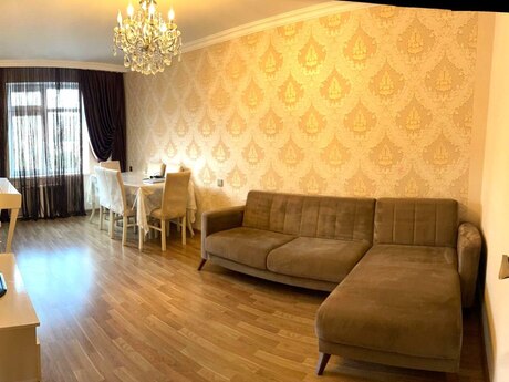 Elan №6499101 - Bakı, Əhmədli m., 3 otaqlı, 75 m², 6/9 mərtəbə