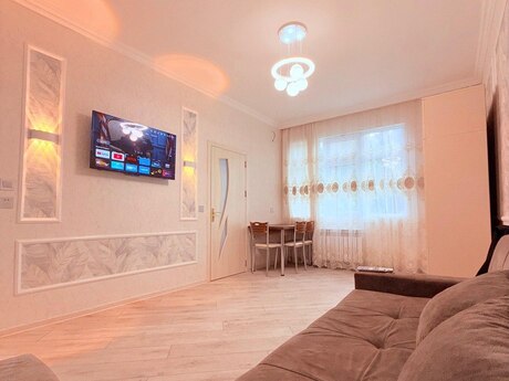 Memar Əcəmidə 2 otaqlı köhnə tikili mənzil satılır, 45 m², 130 000 AZN, şəkil 2 / 7