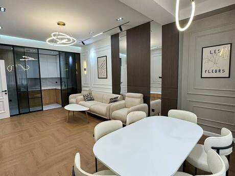 3-room apartment, 83 m², Nəriman Nərimanov: 365 000 ₼ 2