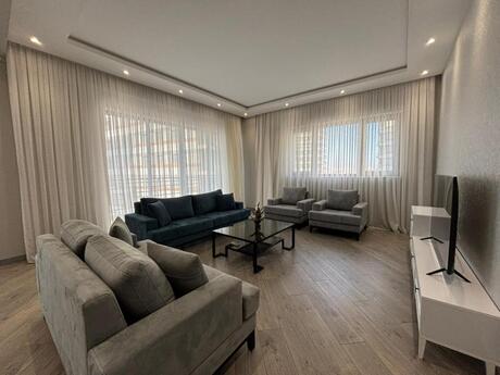 Аренда: 3-комнатная квартира, 157 м², Ağ şəhər: 2 500 ₼/мес 2