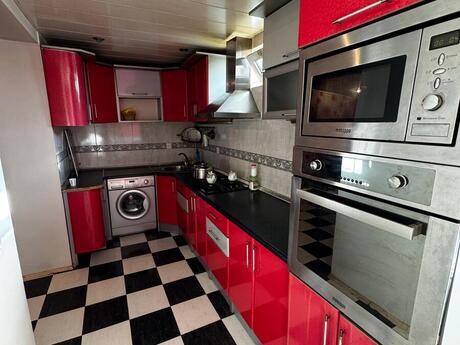 2-room apartment for rent, 70 m², Gənclik: 800 ₼/mo 2
