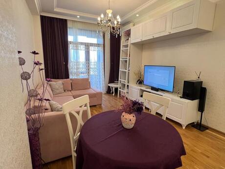 Elan №6499358 - Bakı, Memar Əcəmi m., 2 otaqlı, 50 m², 10/18 mərtəbə