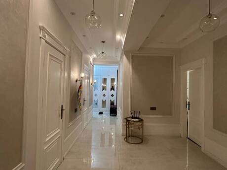 3-room apartment, 130 m², Nəriman Nərimanov: 439 000 ₼ 4