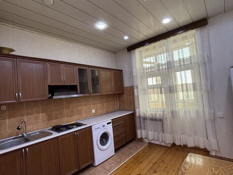 Аренда: 2-комнатная квартира, 80 м², Bakıxanov: 550 ₼/мес 3