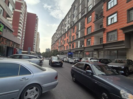 Qara Qarayevdə obyekt satılır, 100 m², 1 070 000 AZN, şəkil 2 / 7