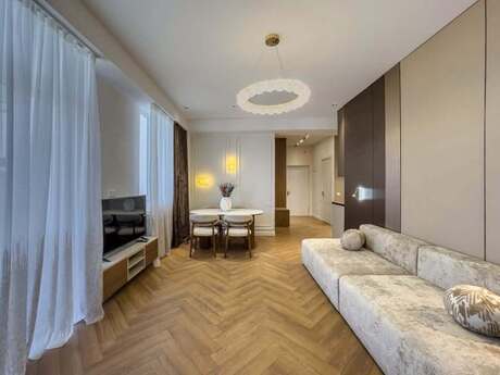 Kirayə 2 otaqlı mənzil, 85 m², Renessans Palace: 1 700 ₼/ay 3