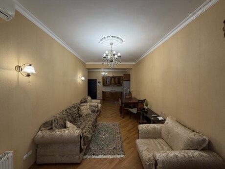 Elan №6499466 - Bakı, Şah İsmayıl Xətai m., 2 otaqlı, 70 m², 4/16 mərtəbə