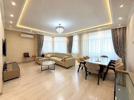 3 otaqlı mənzil, 150 m², Gənclik: 430 000 ₼ 2