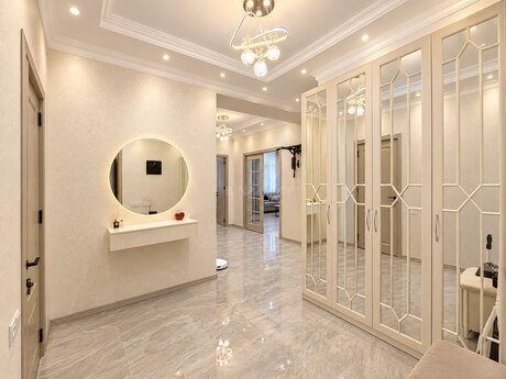 3 otaq · 150 m² · 13/18 mərtəbə, Gənclik