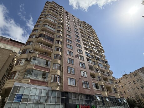 Elan №6499514 - Bakı, Nəsimi r., 3 otaqlı, 168 m², 9/17 mərtəbə