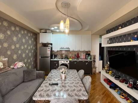 Объявление №6499510 - Баку, пос. Масазыр, 2-комн., 42 м², 2/6 этаж