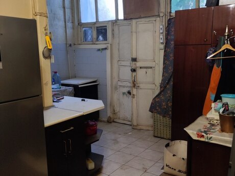 3-room apartment, 92 m², Nizami: 235 000 ₼ 5