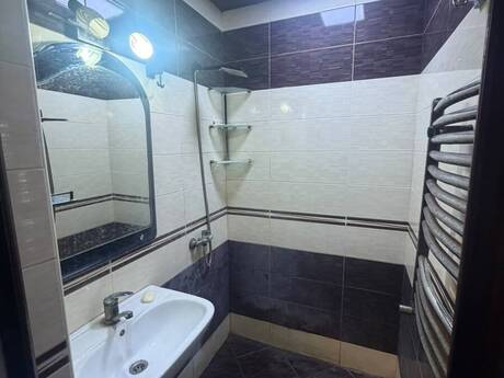 Аренда: 2-комнатная квартира, 50 м², Qurtuluş 93: 300 ₼/мес 2