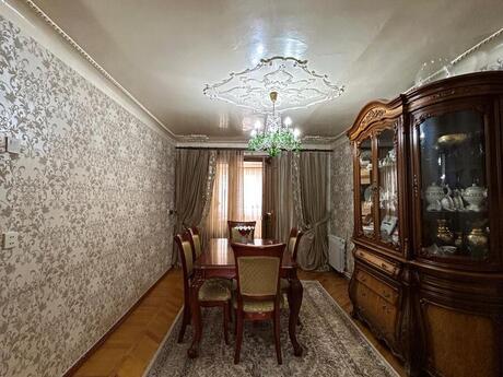 Elan №6499630 - Bakı, 28 May m., 3 otaqlı, 80 m², 4/6 mərtəbə