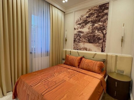 4-room apartment for rent, 135 m², 8 Noyabr: 2 500 ₼/mo 4