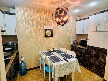 Аренда: 2-комнатная квартира, 96,4 м², 8 Noyabr: 849 ₼/мес 3
