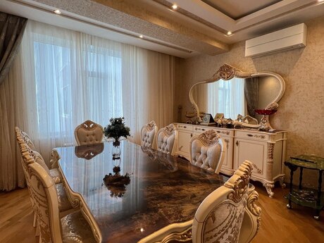 5 otaqlı mənzil, 225 m², Səbail: 690 000 ₼ 3