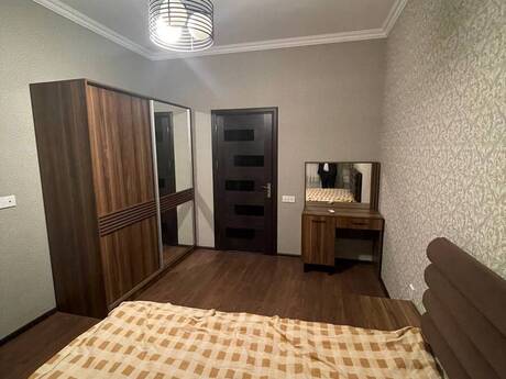 Kirayə 2 otaqlı mənzil, 85 m², 28 May: 900 ₼/ay 2