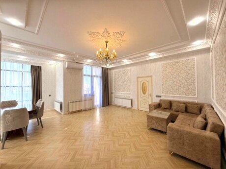 Объявление №6499773 - Баку, Насиминский  р., 3-комн., 142 м², 12/17 этаж