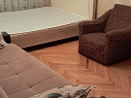 Nərimanovda 3 otaqlı köhnə tikili mənzil kirayə verilir, 80 m², 850 AZN/ay, şəkil 3 / 12