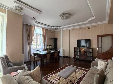 3-room apartment, 116 m², Nizami: 360 000 ₼ 5